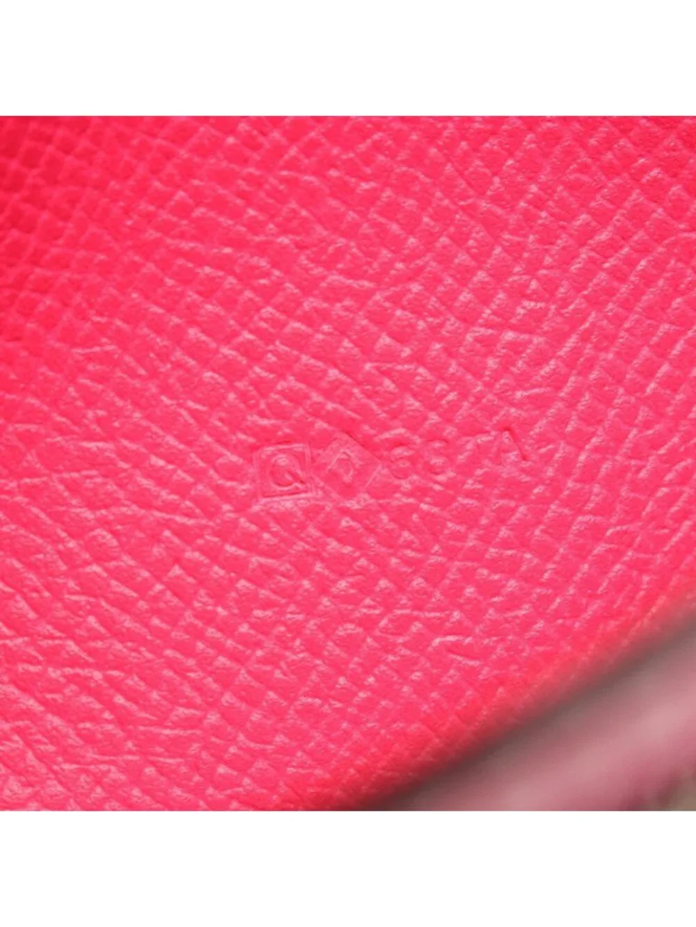 Hermes Bifold Wallet Bearn Souffle Rosetirian Leather Calf